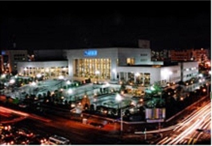 ▲ 울산 문화예술회관의 야경=ⓒ뉴데일리