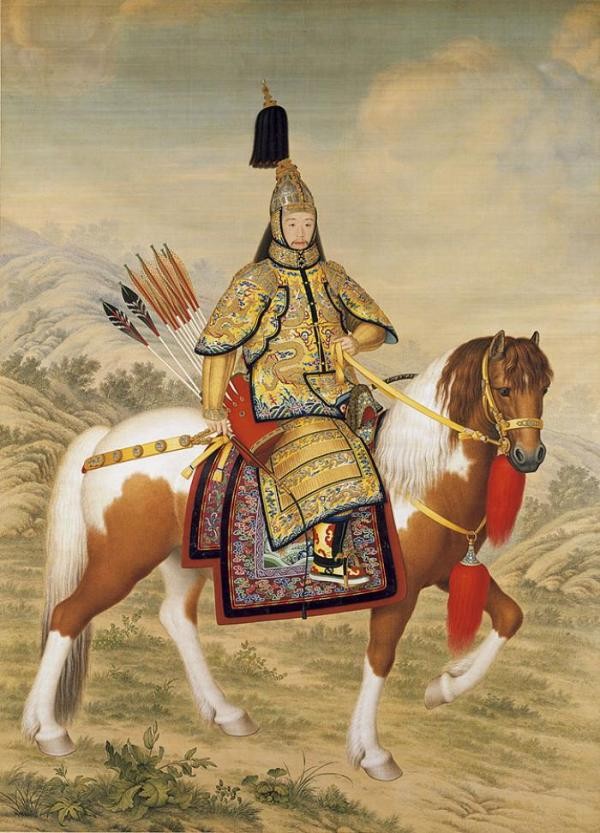 건륭황제, 이름은 애신각라홍력(愛新覺羅弘曆), 즉 김홍력(金弘曆)이다. / Puyi's younger brother changed his name from Aisin-Gioro Puren (愛新覺羅溥任) to Jin Youzhi (金友之) and his children in turn are surnamed Jin. /푸이(金溥儀) 황제의 동생은 훗날 이름이 김우지(金友之)가 됐다는 의미.