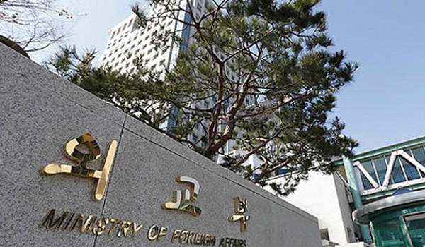 ▲ 외교부 청사. 외교부는 11일 "성폭행 의혹이 제기된 서기관급 직원을 대기발령 조치했다"고 밝혔다. ⓒMBC 보도화면 캡쳐