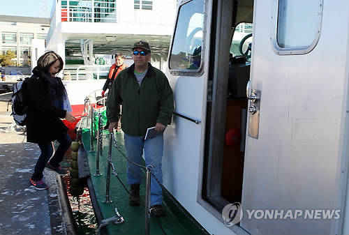 ▲ 미국 식품의약청 위생점검단.ⓒ연합뉴스