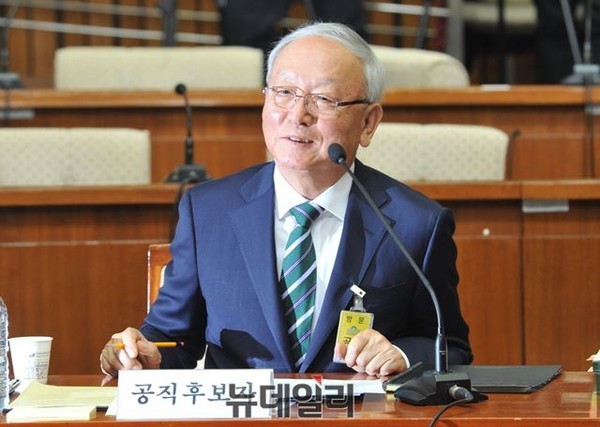 ▲ 지난 16일 국회 인사청문회에 출석한 이병호 국정원장. ⓒ뉴데일리 DB