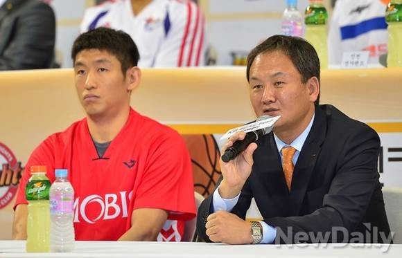 ▲ 프로농구 울산 모비스 피버스의 양동근 선수와 유재학 감독.ⓒ뉴데일리