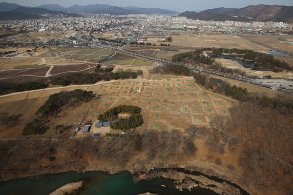 ▲ 경주 월성 시굴조사는 지하 매장구조의 전반적인 양상 파악과 천년 고도 경주의 역사정체성을 규명하고 있다.ⓒ문화재청 국립경주문화재연구소 제공