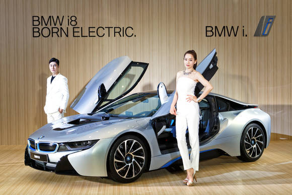 ▲ BMW의 대표 PHEV 모델 i8. ⓒ삼성SDI