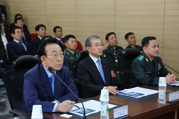 ▲ 김관용 경북도지사는 대회사에서 “세계군인체육대회는 ‘지역행사’가 아닌 경북 도민이 함께 치루는 국제체육행사라며, 대회를 잘 준비해 경북 문화의 우수성을 전 세계에 알리자”고 강조했다.ⓒ뉴데일리