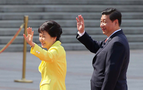 ▲ 지난 2013년 6월27일 중국 베이징 인민대회당에서 열린 공식환영행사에 참석한 박근혜 대통령과 시진핑 중국 국가주석. ⓒ조선일보 DB