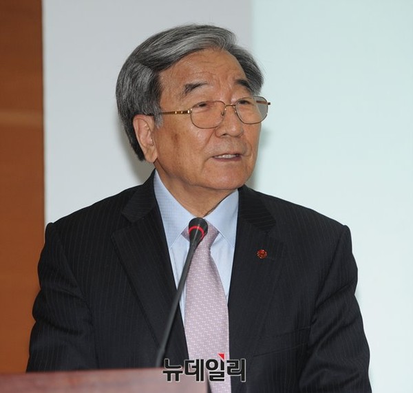 ▲ 권길중 범종교인 '답게 살겠습니다' 운동 준비위원장. ⓒ뉴데일리 정재훈 사진기자