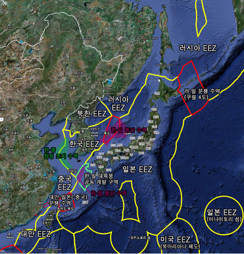 ▲ 네티즌들이 종합정리한 한반도 주변 수역. 언제부턴가 한국 정부는 영해를 포기하는 듯 하다. ⓒ온라인 커뮤니티 루리웹 캡쳐