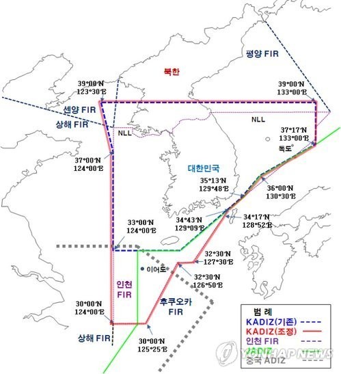 ▲ 2013년 11월 中공산당이 방공식별구역(CADIZ)를 일방적으로 선포한 뒤 한국 정부가 재설정한 방공식별구역(KADIZ). ⓒ연합뉴스. 무단전재 및 재배포 금지.