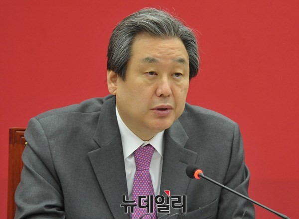 ▲ 김무성 새누리당 대표가 지난 2일 국회에서 열린 최고위원회의에서 모두발언을 하고 있다. ⓒ뉴데일리 이종현 기자