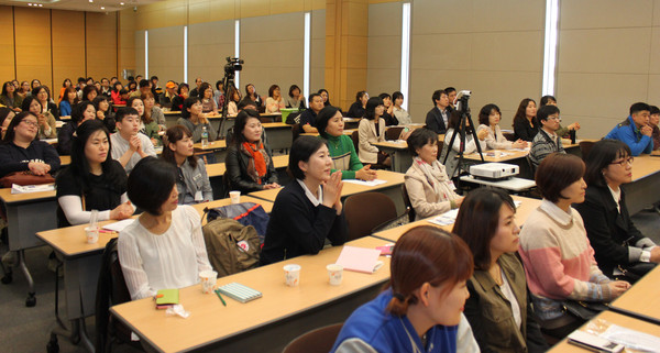 ▲ 영진전문대가 온라인 수업열기를 오프라인까지 이어가고 있어 학생들로 부터 큰 호응을 얻고 있다.ⓒ영진사이버대 제공