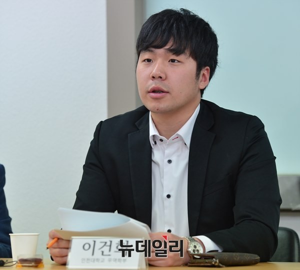 ▲ ▲이승만과시장경제토론회, 발언하는 이건희 학생 ⓒ뉴데일리 정상윤 기자