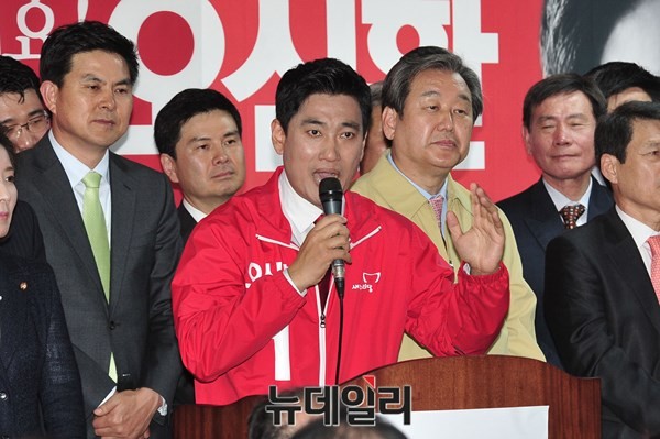 ▲ 새누리당 오신환 후보가 김무성 대표최고위원 등이 참석한 선거사무소 개소식에서 발언하고 있다. ⓒ뉴데일리 이종현 기자