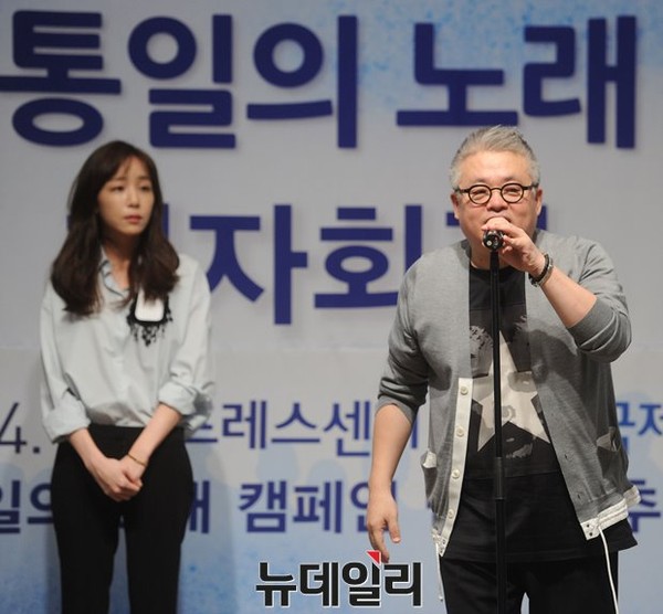 ▲ (왼)작가가 김이나, 작곡가 김형석.  ⓒ 뉴데일리