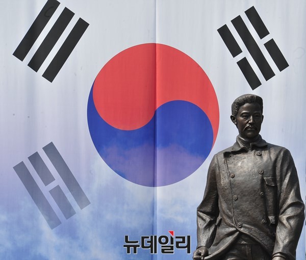 ▲ 안중근 장군 제막식ⓒ뉴데일리 이종현 사진기자