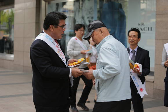 ▲ 김성회 사장(좌)ⓒ지역난방공사