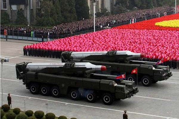 ▲ 2010년 열병식에도 등장했던 '북극성 1호' 미사일. 한국과 미국은 KN-11이라고 부른다. 실은 구 소련제 R-27(나토코드 SS-N-6)의 개량형으로 추정된다. ⓒ뉴데일리 DB