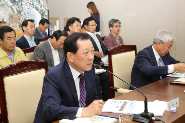 ▲ 김항곤 군수ⓒ뉴데일리