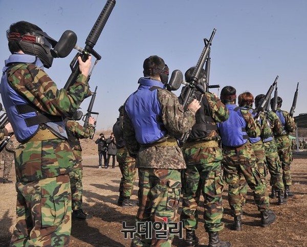 ▲ 훈련하는 예비군 모습. (사진은 해당 사건과 관련없음) ⓒ뉴데일리 정재훈 기자