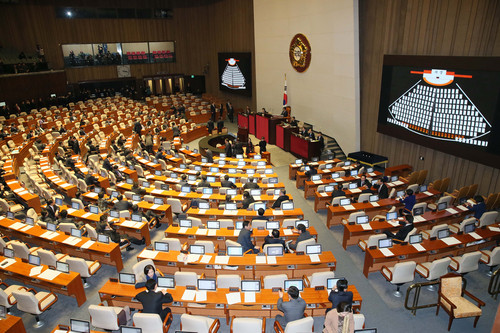 ▲ ▲ 일자리를 늘리고 경제성장을 통해 삶을 개선해 나가는 진짜 민생법안들은 국회에서 외면 받고 있다. /사진=연합뉴스