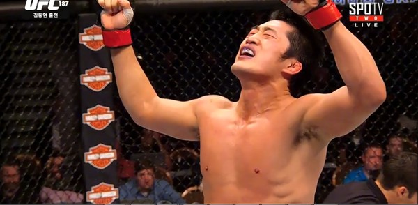 ▲ 승리한 김동현ⓒ경기 캡쳐