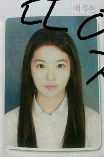 ▲ 레드벨벳 아이린 고등학교 졸업사진 ⓒ온라인 커뮤니티