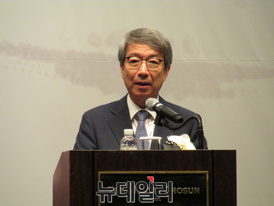 ▲ 김종필 전 국무총리의 출판기념회가 27일 조선호텔에서 열린 가운데, 정운찬 전 총리가 축사를 하고 있다. ⓒ뉴데일리 정도원 기자