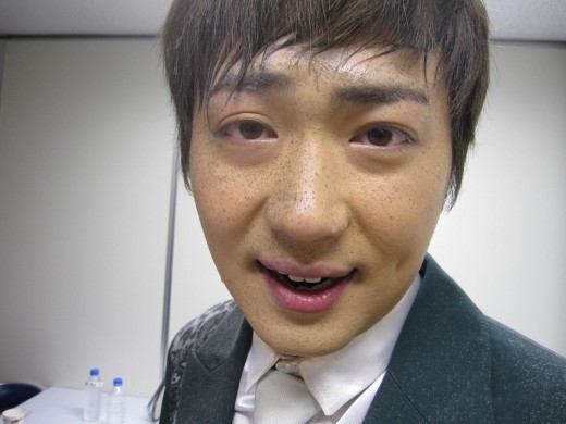 ▲ 화산재 뒤집어 쓴 박현빈 ⓒ뉴데일리