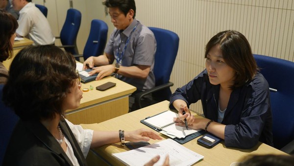 ▲ 한국가스공사가  지난 26일 대구신사옥에서 대구경북지역 중소‧여성기업들을 대상으로 구매상담회를 개최했다.ⓒ한국가스공사 제공