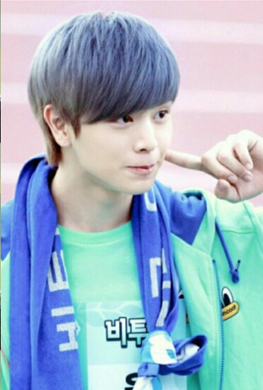 ▲ 육성재ⓒ인터넷커뮤니티