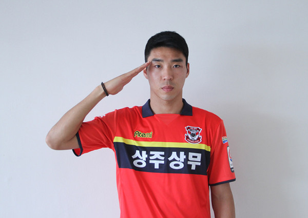 ▲ 상주상무프로축구단 이정협 선수ⓒ상주시 제공