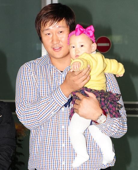 ▲ 이대호 딸ⓒ인터넷커뮤니티