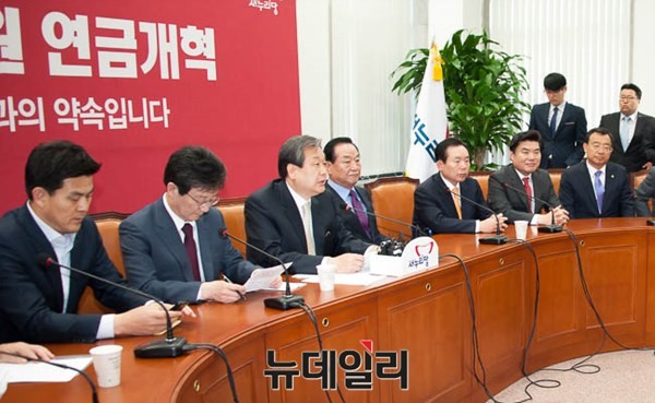 ▲ 새누리당 김무성 대표최고위원이 최고위원회의에서 모두발언을 하고 있다. ⓒ뉴데일리 이종현 기자