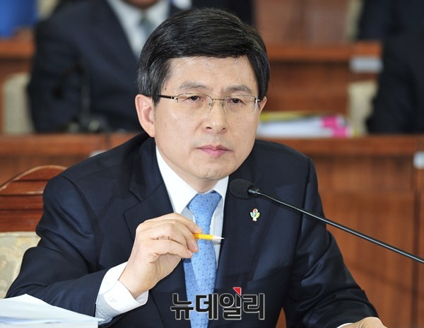 ▲ 황교안 국무총리 후보자가 8일 국회에서 열린 국무총리 후보자 인사청문회에 출석해 질의에 답하고 있다. ⓒ뉴데일리 이종현 기자