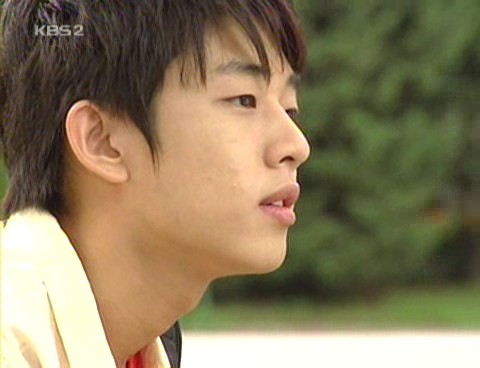 ▲ 유아인ⓒKBS2 반올림 방송캡처