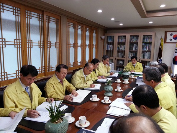 ▲ 경산시가 메르스 확산 예방을 위해 대책회의를 열었다. ⓒ경산시 제공