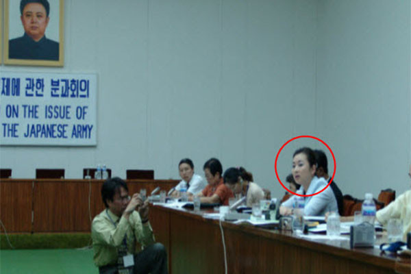 ▲ 북한을 찾은 정연진 AOK 대표. ⓒ블루투데이 보도화면 캡쳐