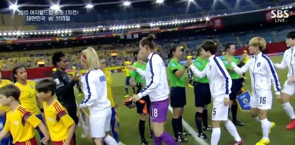 여자국가대표팀 브라질과 경기전 출전모습ⓒ방송캡쳐