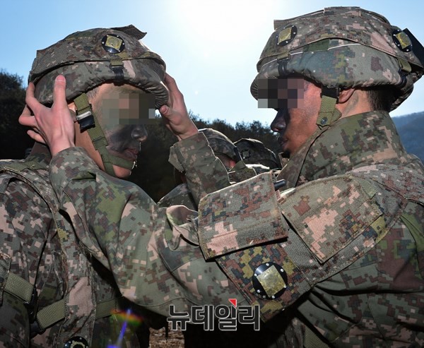 ▲ 현재 보급돼 사용중인 디지털 무늬군복.ⓒ뉴데일리 정상윤 사진기자