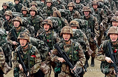 ▲ 만주 중국군 부대에서 훈련중인 인민해방군.
