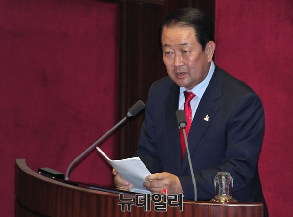 ▲ 새정치민주연합 박주선 의원이 19일 국회에서 통일·외교·안보 분야 대정부질문을 하고 있다. ⓒ뉴데일리 이종현 기자