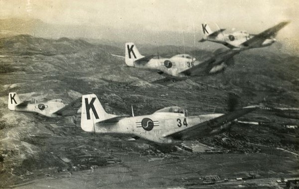 ▲ 6.25 전쟁당시, 출격하는 F-51무스탕 편대.ⓒ공군