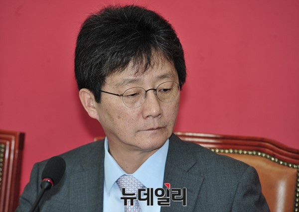 ▲ 새누리당 유승민 원내대표가 발의한 사회적 경제 기본법은 박근혜 대통령의 경제정책과 궤를 달리한다. ⓒ뉴데일리 이종현 기자