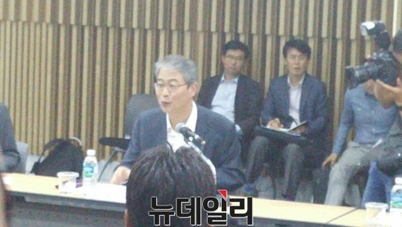 ▲ 간담회에서 모두발언을 진행중인 임종룡 금융위원장.ⓒ뉴데일리 DB