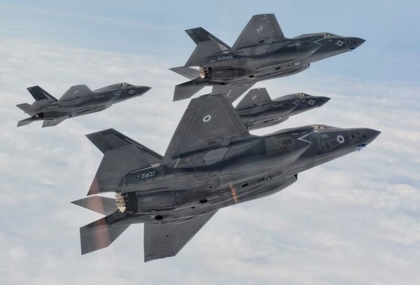 ▲ F-35B의 편대비행모습.ⓒ록히드마틴