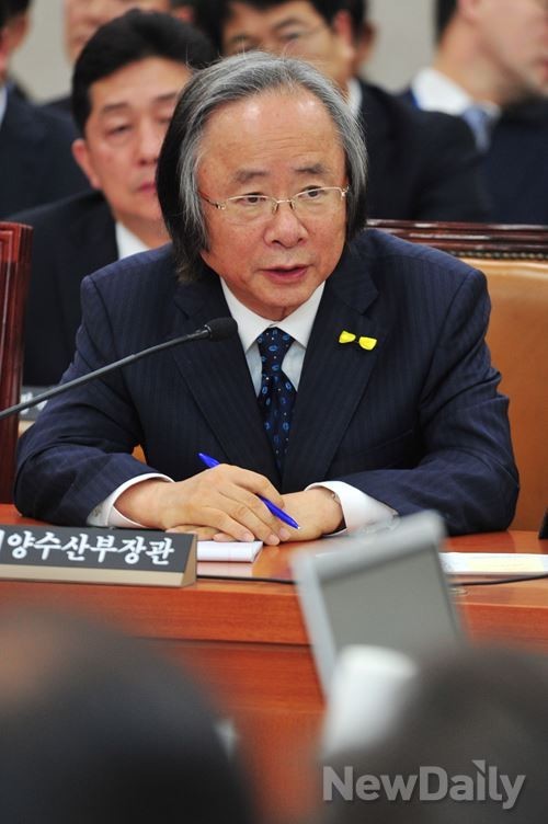 ▲ 새누리당 이주영 의원은 친박계 4선의원으로 좋은 조건을 두루갖췄다. 다만 총선을 앞두고 수도권 의원에 후한 점수를 주는 의원들이 많다는 점이 약점으로 꼽힌다. ⓒ뉴데일리 이종현 기자