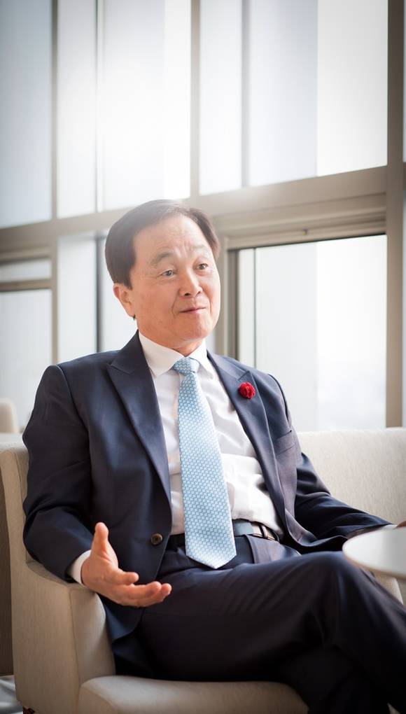 ▲ 자중회 신임 회장으로 선출된 케이디켐 민남규 대표.