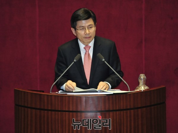 ▲ 황교안 국무총리가 9일 국회 시정연설을 통해 11조8000억 원 규모의 추가경정예산 편성안을 국회에 요청하고 있다. ⓒ뉴데일리 이종현 기자