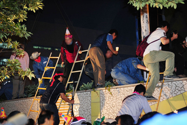 ▲ 2011년 부산 한진중공업 정리해고에 반발해 벌어진 희망버스 시위 당시 모습. ⓒ 뉴데일리DB