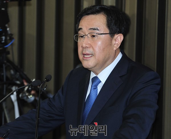 ▲ 김정훈 새누리당 의원이 14일 오전 국회 의원총회에서 새 정책위의장으로 선출된 뒤 수락연설을 하고 있다.ⓒ뉴데일리 이종현 기자